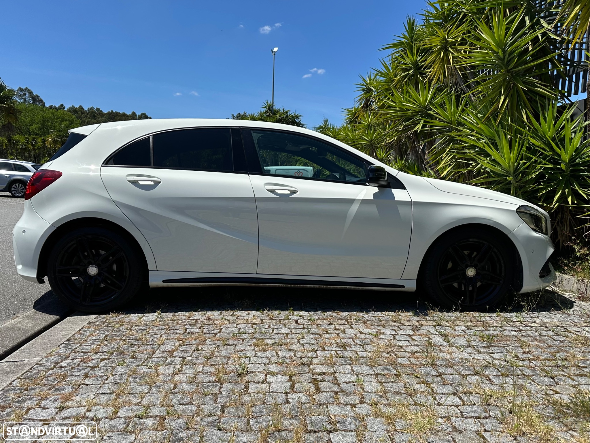 Mercedes-Benz A 180 CDI 7G-DCT AMG Line - 10