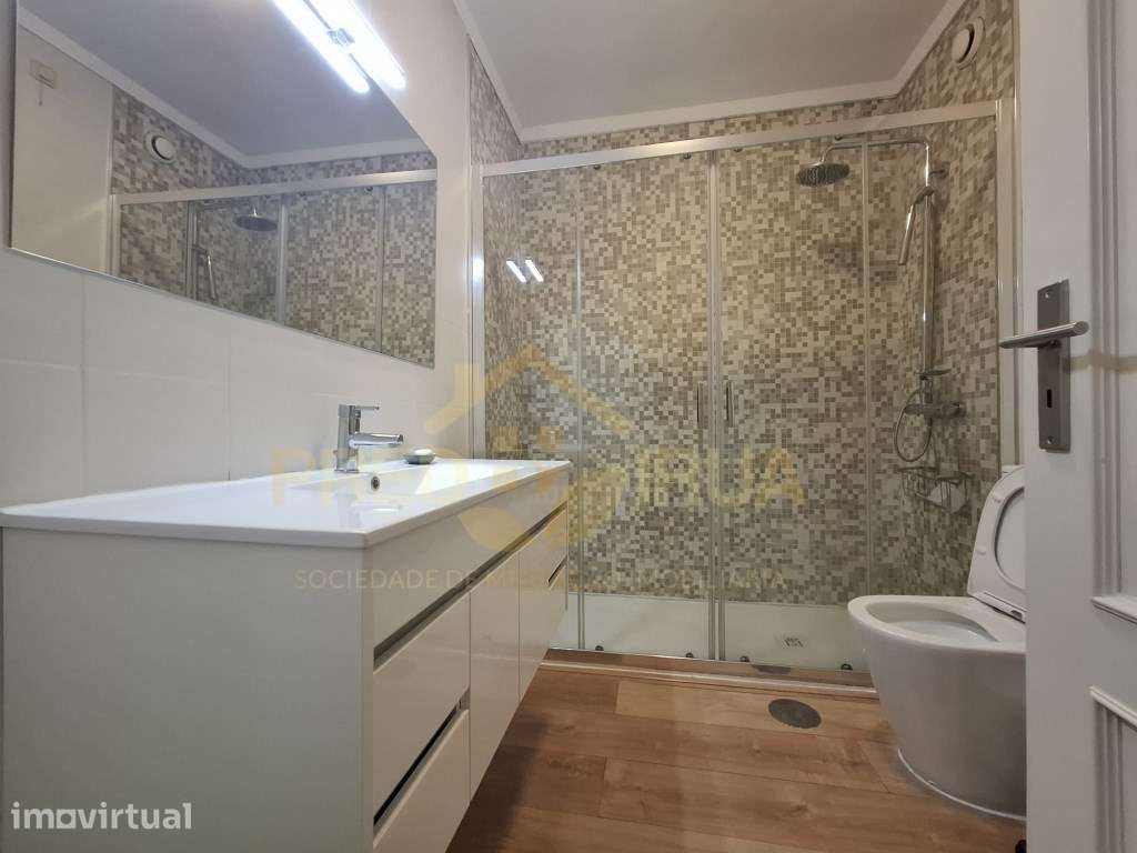 Apartamento T2 pronto habitar no centro de Vila Nova de Gaia. - Grande imagem: 5/21