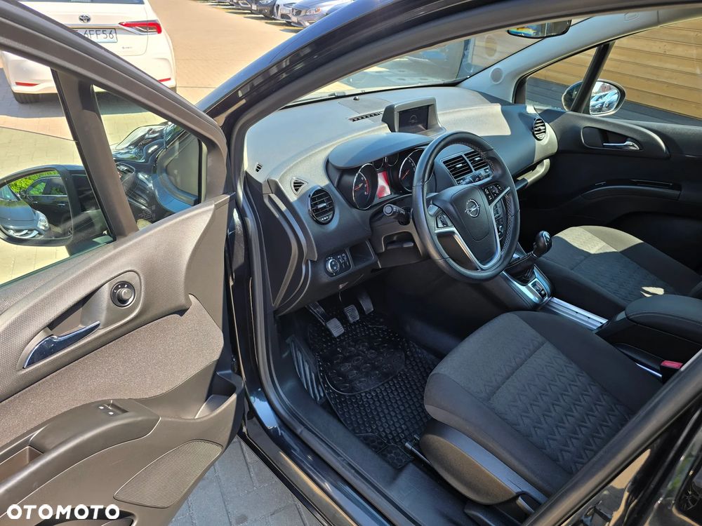Opel Meriva - 8