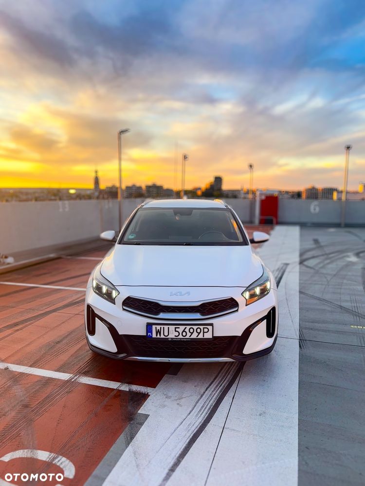 Kia XCeed 1.5 T-GDI M - 3