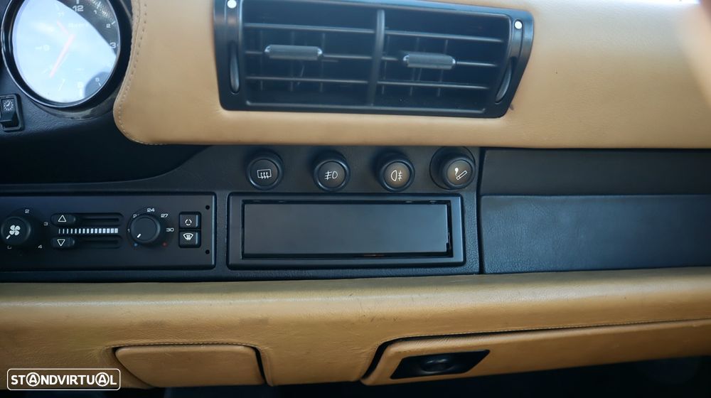 Porsche 911 (993) - 52