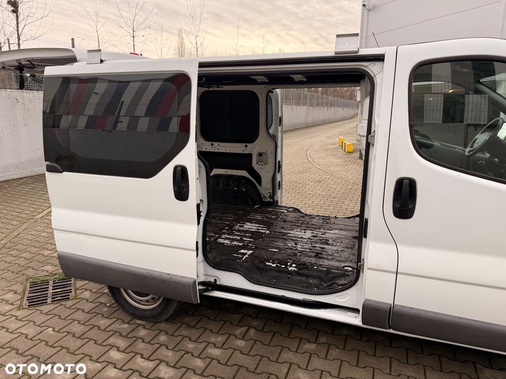 Renault Trafić - 14