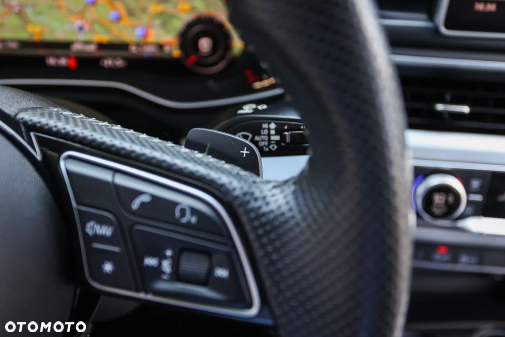 Audi A4 Avant 40 TDI quattro S tronic S line - 25