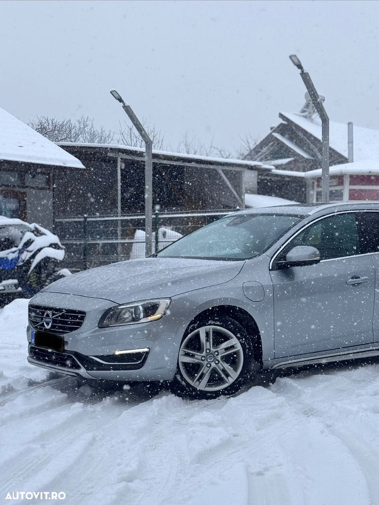 Volvo V60 D5 AWD Basic - 25