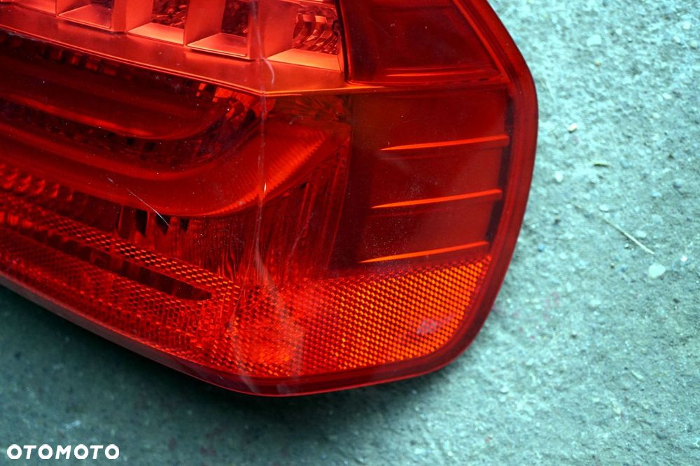 LAMPA TYLNA PRAWA 3 E90 LIFT LCI SEDAN 7154154 LED BMW 2008-2012 - 4