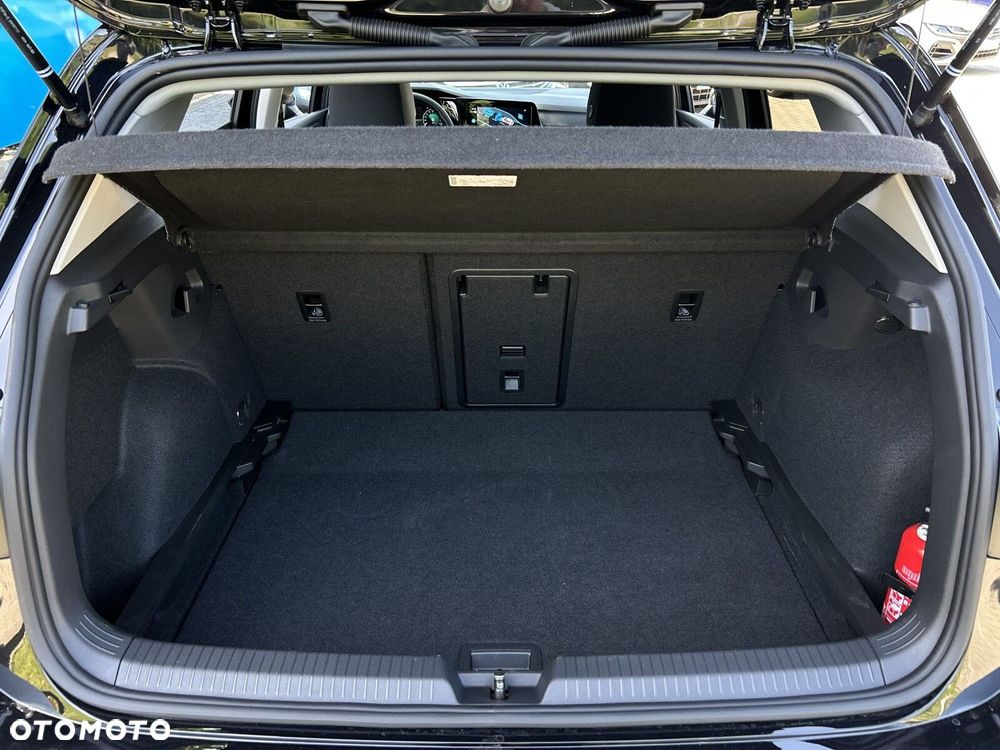 Volkswagen Golf 1.5 eTSI EVO Style DSG - 31