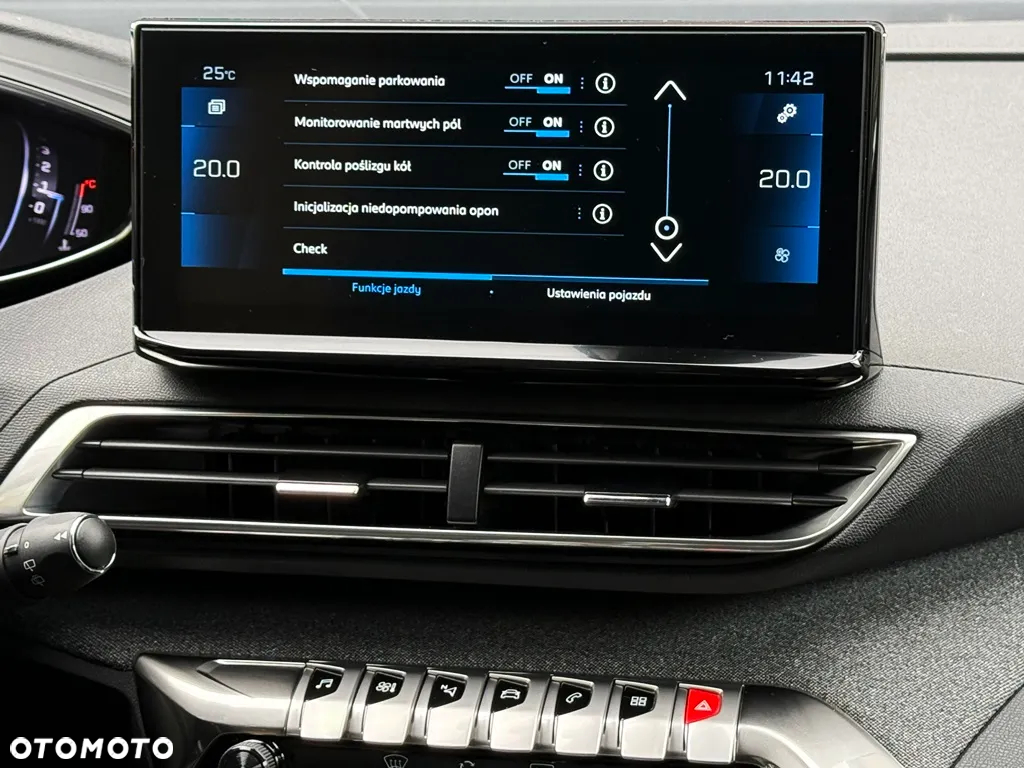 Peugeot 3008 1.5 BlueHDi Allure S&S EAT8 - 34
