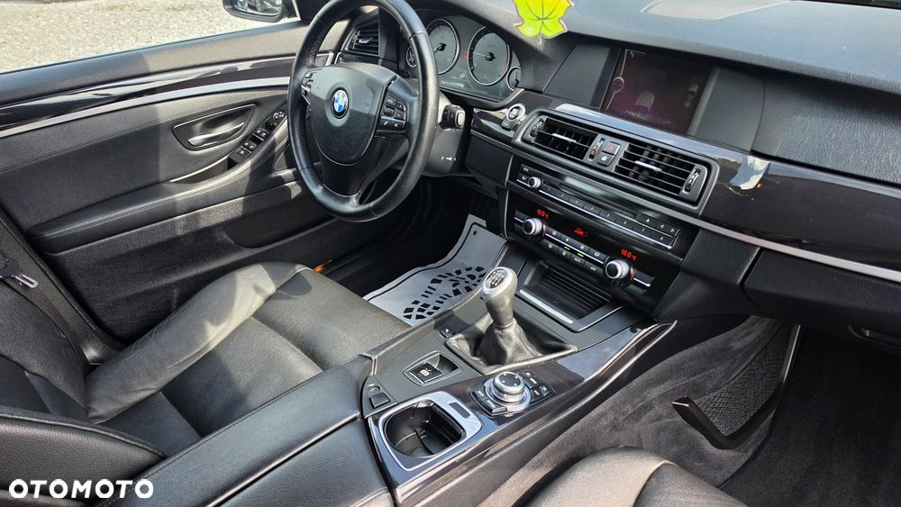 BMW Seria 5 520d Edition Fleet - 11