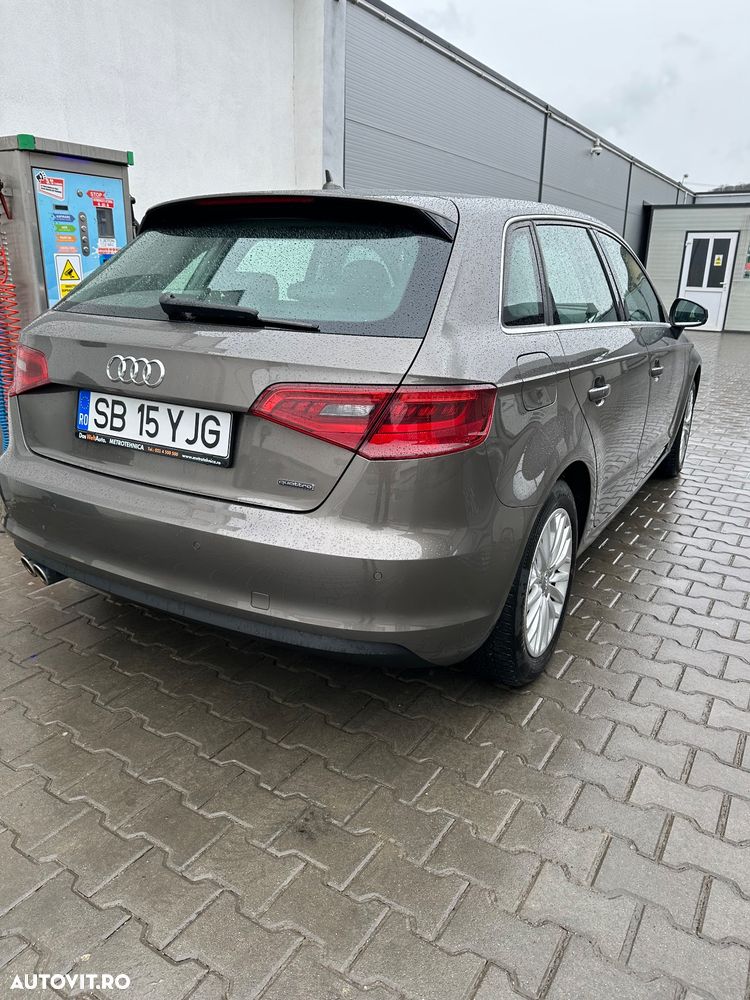 Audi A3 2.0 TDI clean quattro Attraction - 2