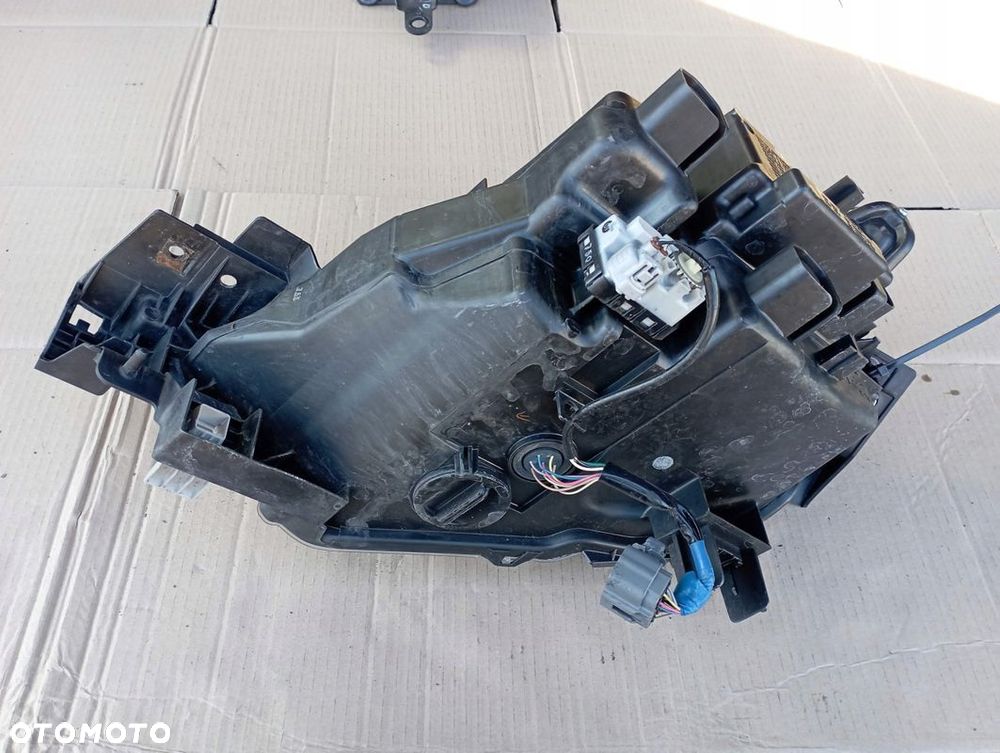 MAZDA CX3 CX-3 LAMPA PRAWA PRZÓD PRZEDNIA EUROPA D10E-51030 - 6