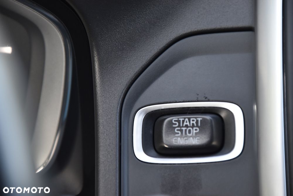 Volvo XC 60 - 31