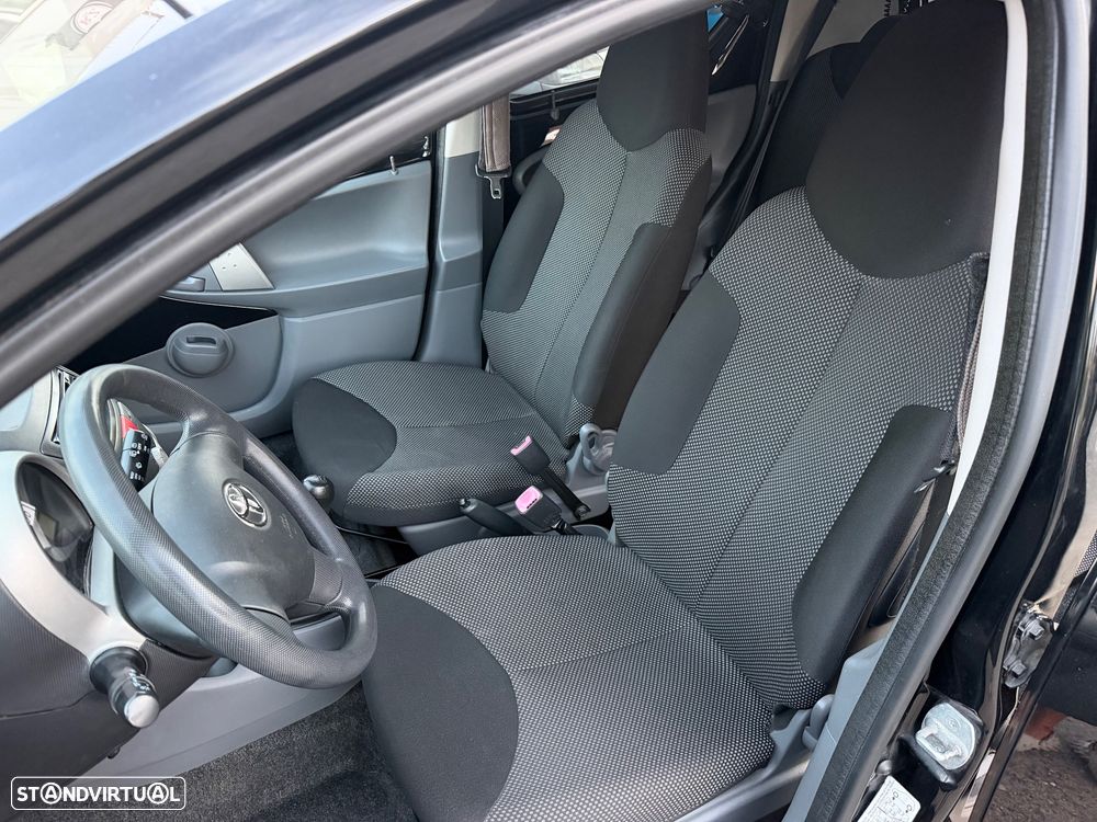 Toyota Aygo Cool - 14