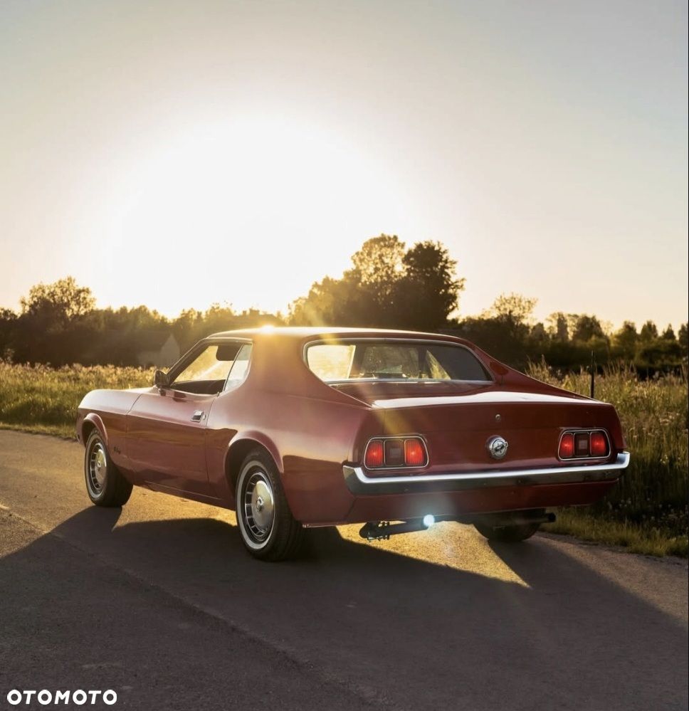 Ford Mustang - 1