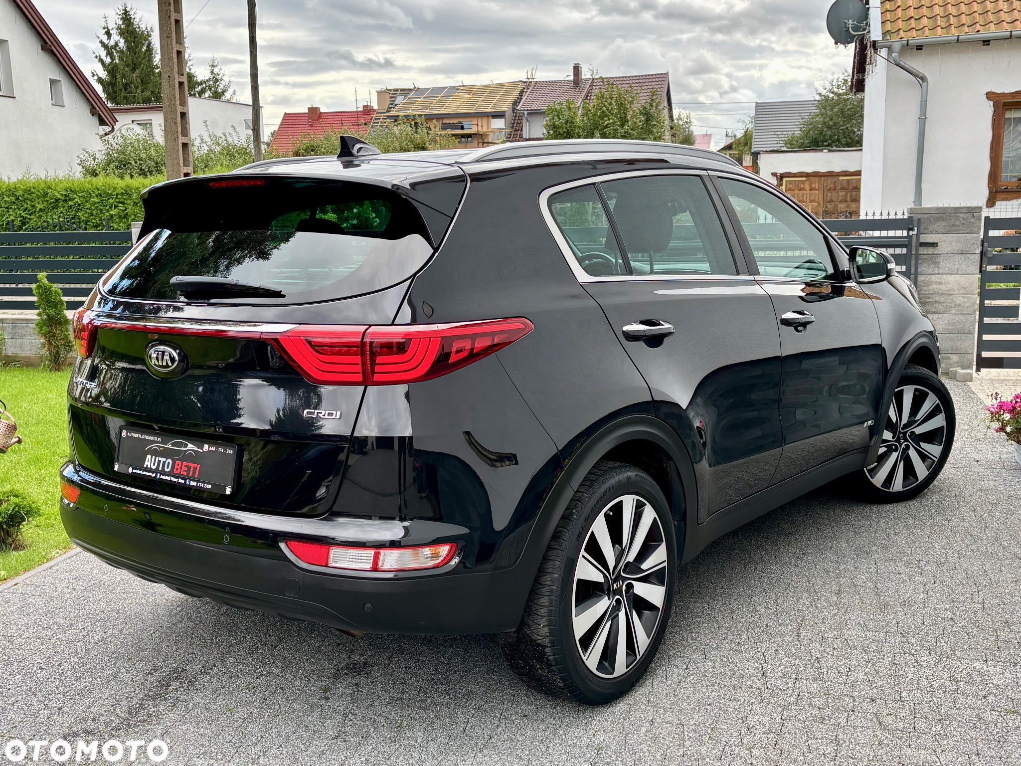 Kia Sportage 2,0 CRDI AWD Spirit - 4