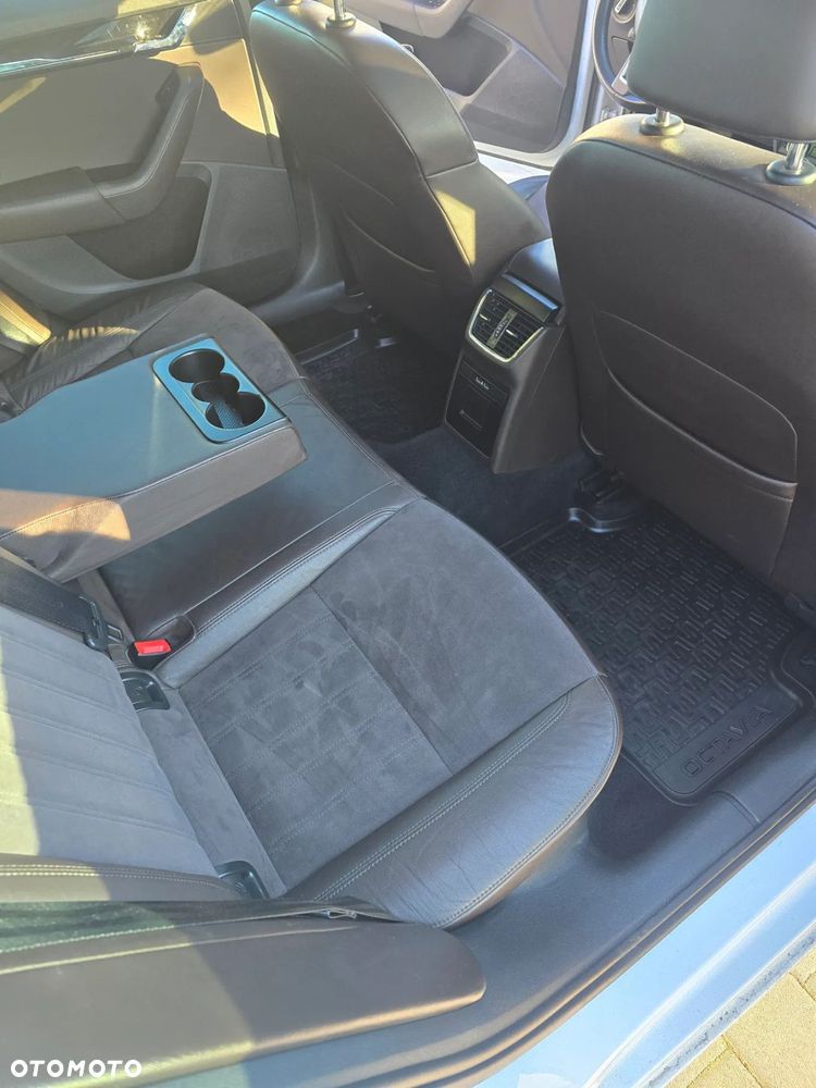 Skoda Octavia 2.0 TDI 4x4 L&K DSG - 16