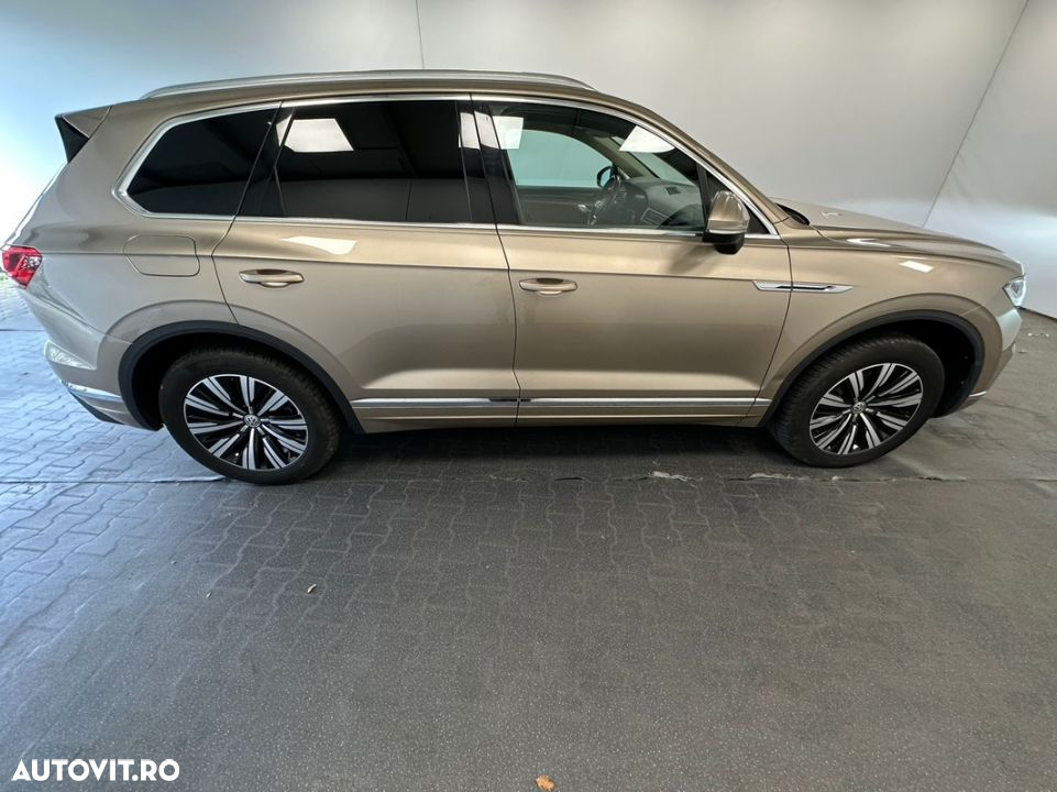Volkswagen Touareg V6 TDI Elegance - 22