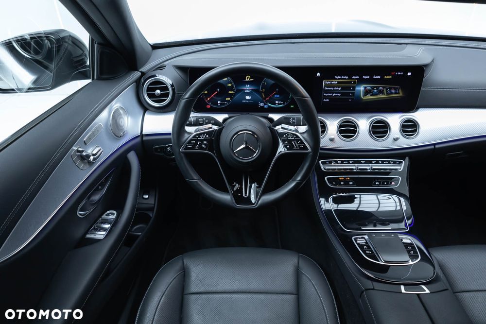 Mercedes-Benz Klasa E 300 de 4-Matic Avantgarde - 18