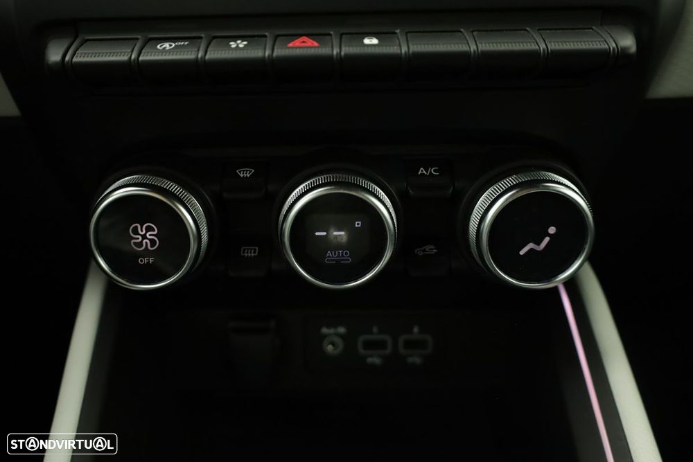 Renault Clio 1.0 TCe Techno CVT - 13