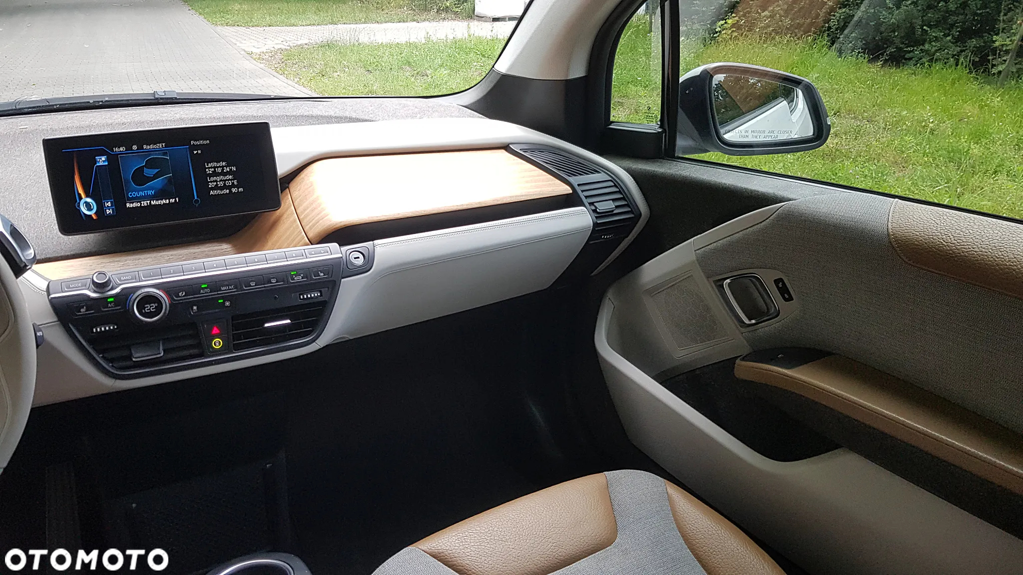BMW i3 (Range Extender) - 13