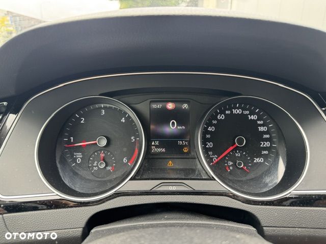 Volkswagen Passat 2.0 TDI SCR Business - 2