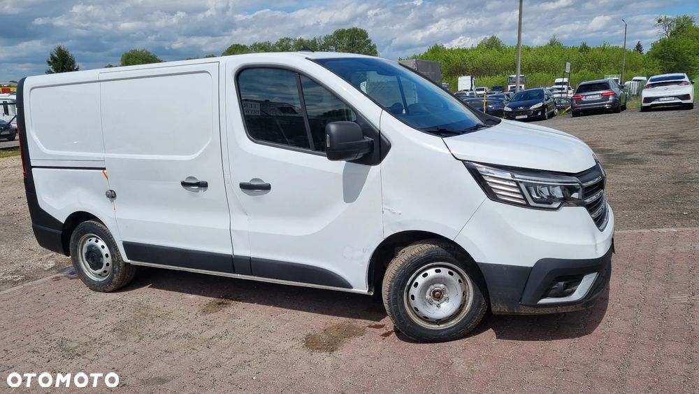 Renault Trafic - 23