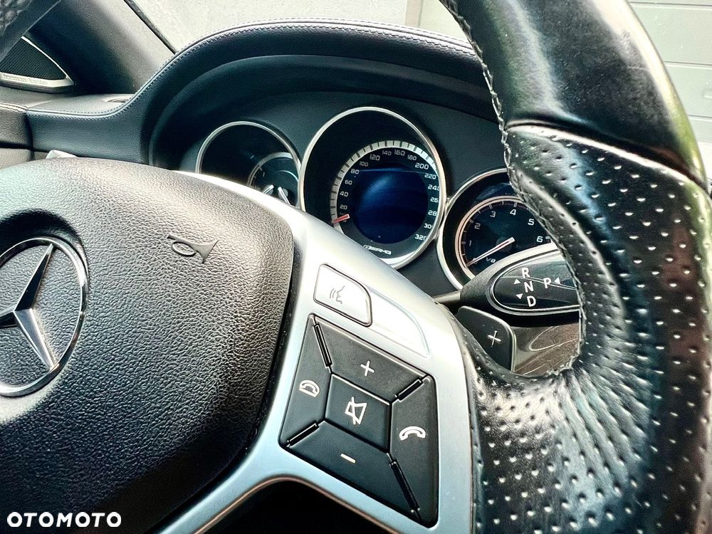 Mercedes-Benz CLS 500 BlueEFFICIENCY 7G-TRONIC - 34