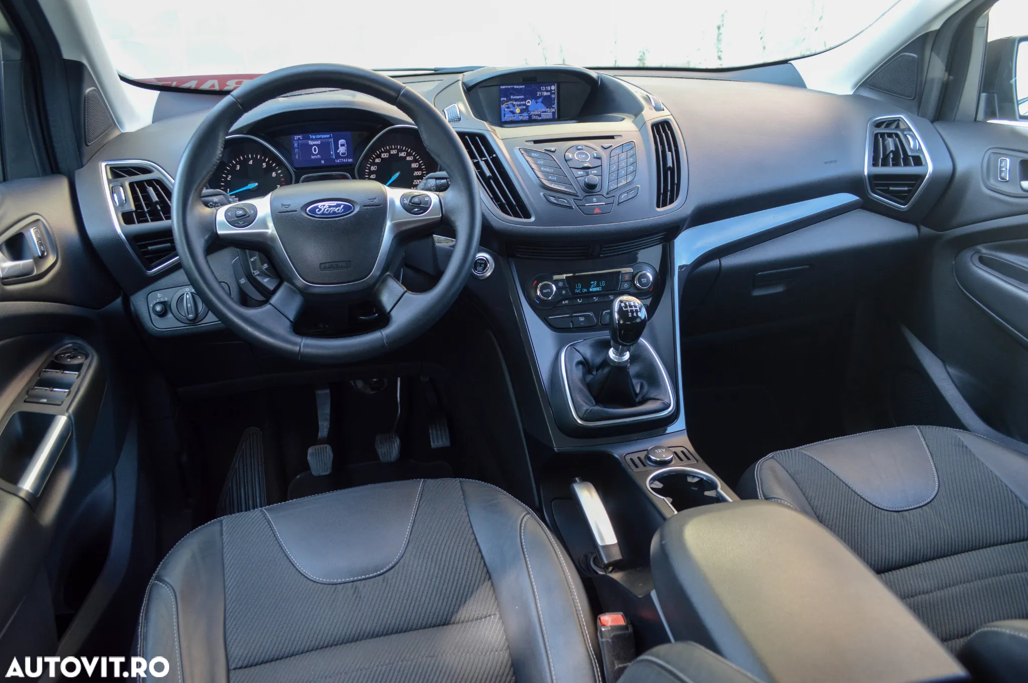 Ford Kuga 1.5 EcoBoost 2x4 Titanium - 29