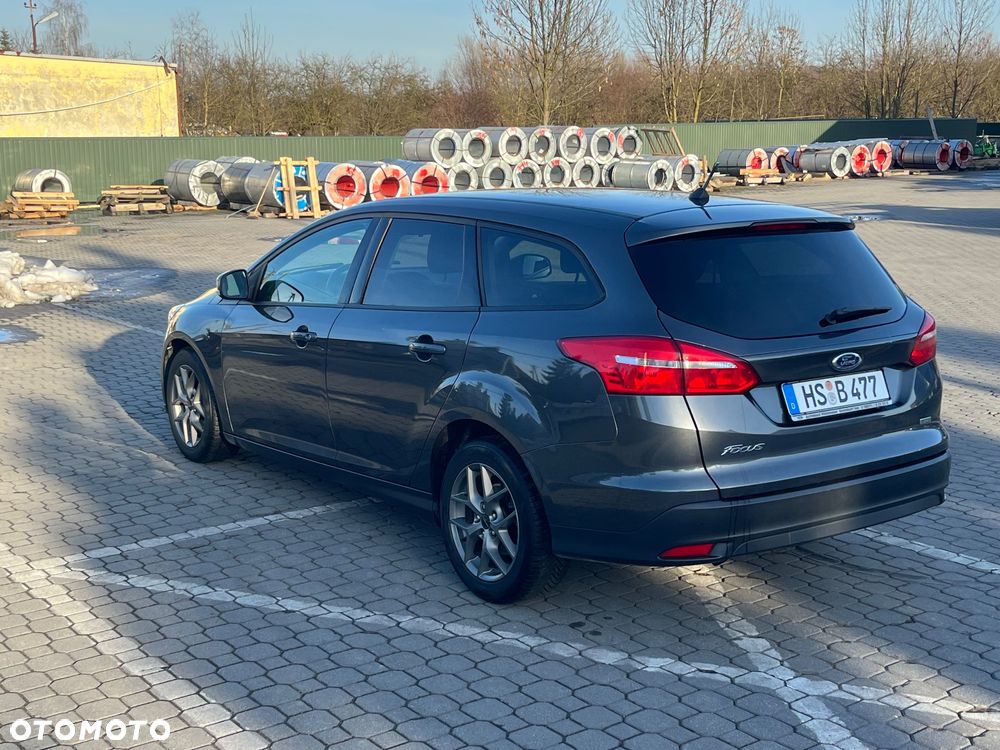 Ford Focus SW - 5