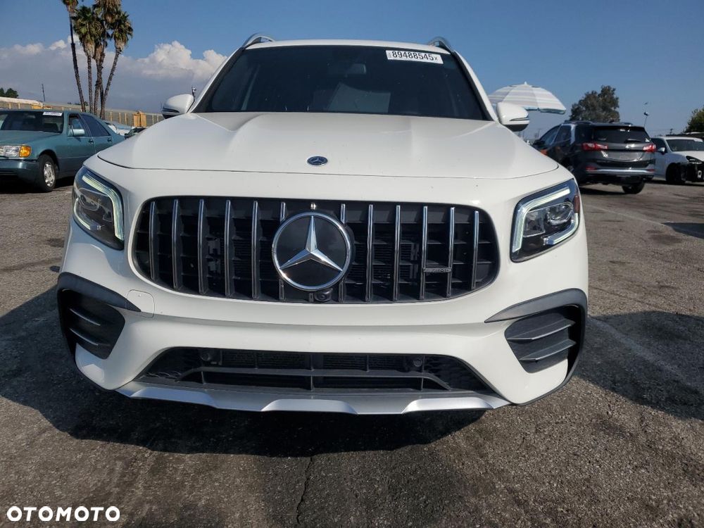 Mercedes-Benz GLB AMG 35 4-Matic - 3