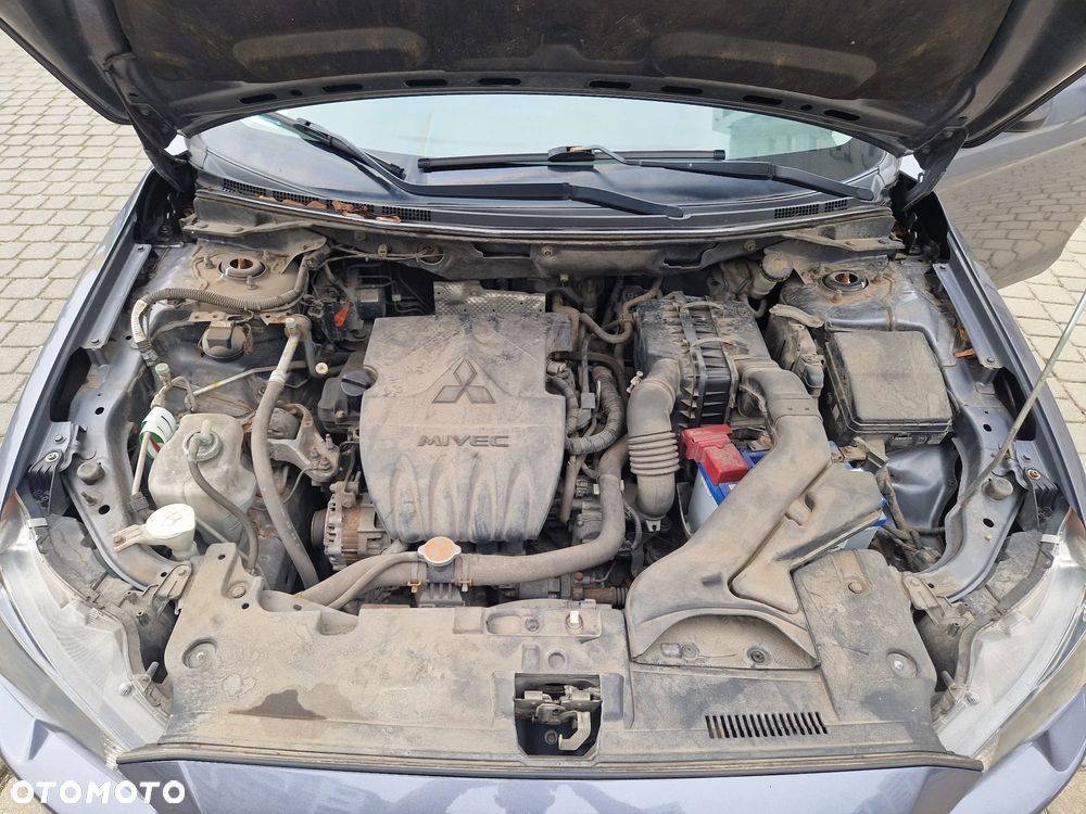 Mitsubishi Lancer 1.6 Invite - 7