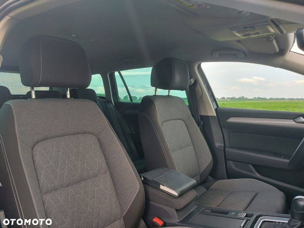 Volkswagen Passat 2.0 TDI SCR DSG Elegance - 12