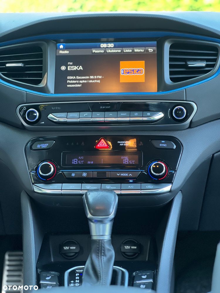 Hyundai IONIQ Hybrid Premium - 27