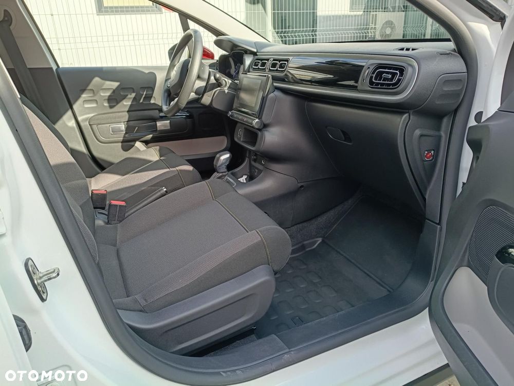 Citroën C3 1.2 PureTech Shine EAT6 - 10