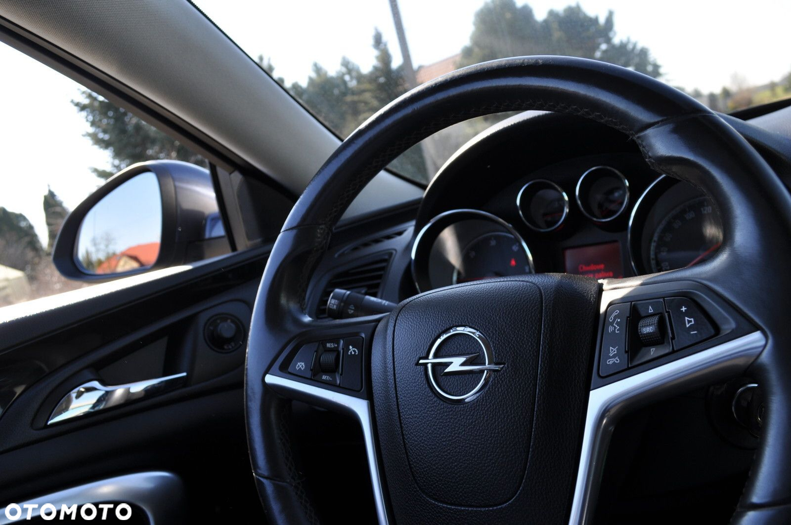 Opel Insignia - 10