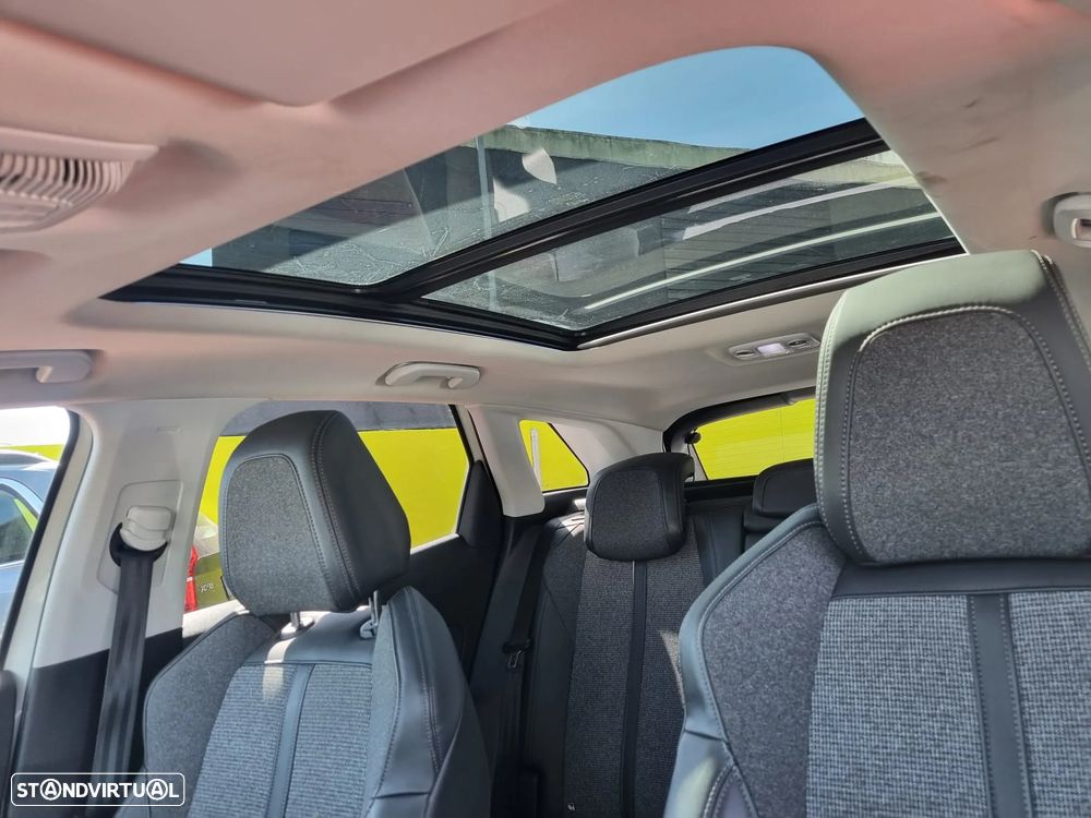Peugeot 3008 1.2 PureTech Allure Pack EAT8 - 26