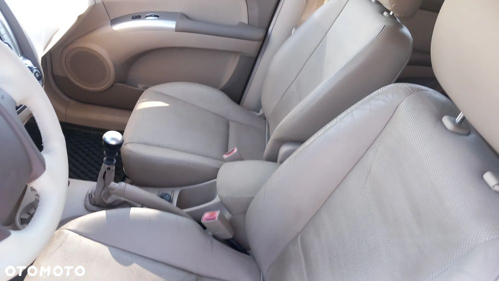 Kia Sportage 2.0 CRDI 4WD Cup - 8