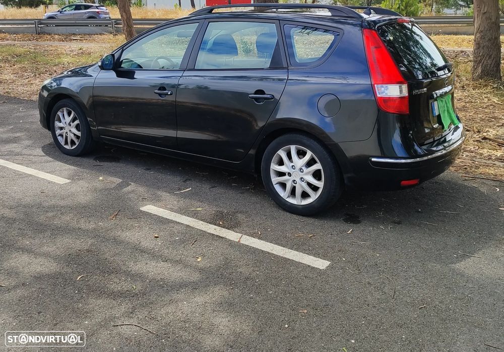 Hyundai i30 1.4 blue Comfort - 2