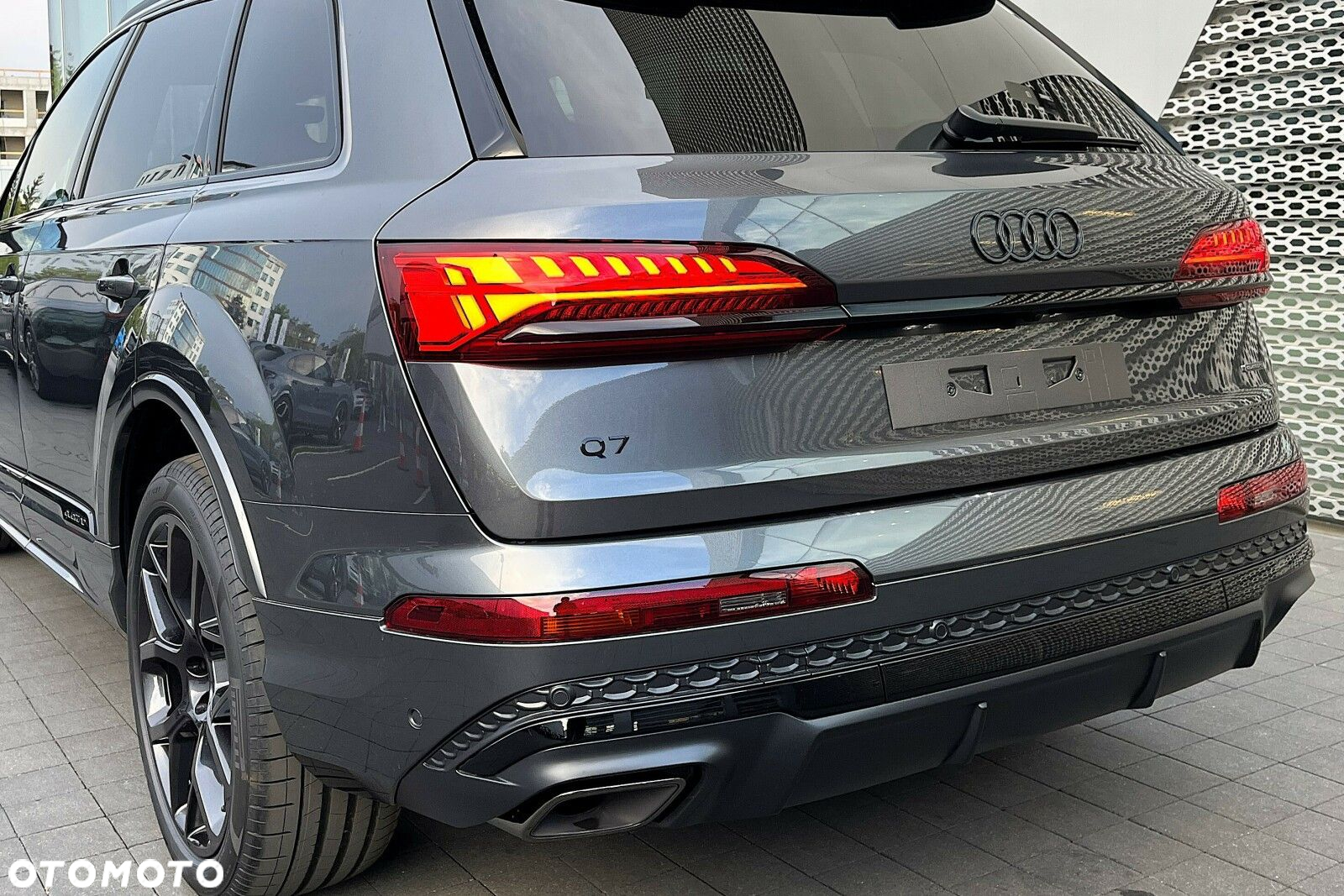Audi Q7 - 7