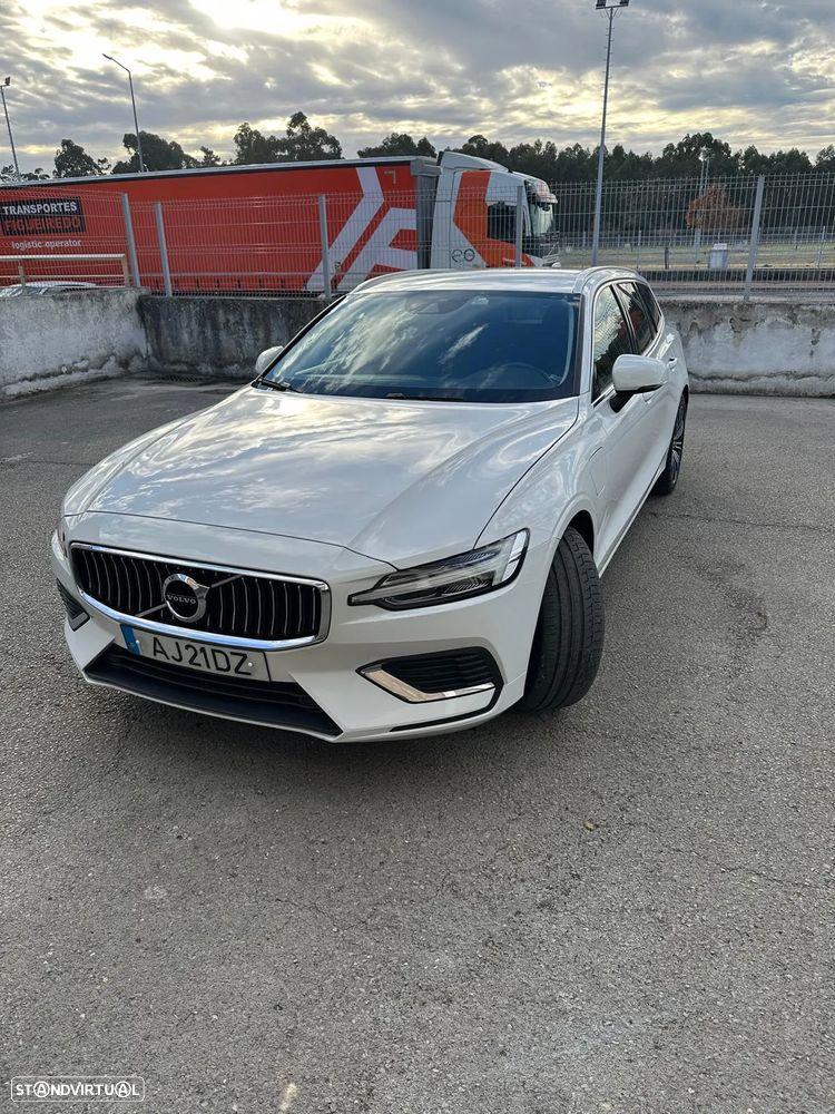 Volvo V60 2.0 T6 AWD TE Inscription Expression - 1