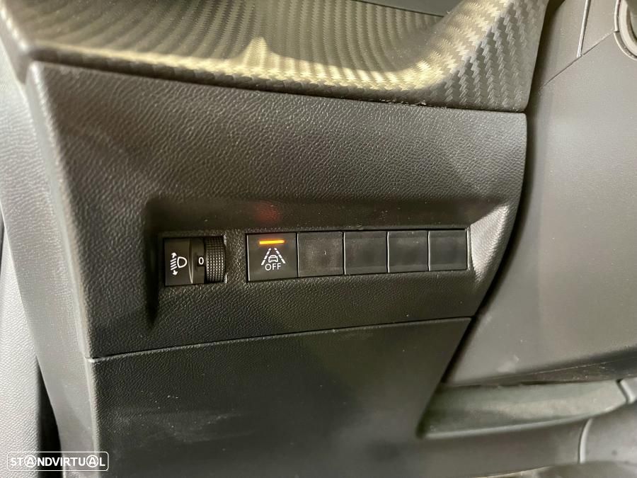 Peugeot 2008 1.2 PureTech Active Pack - 13