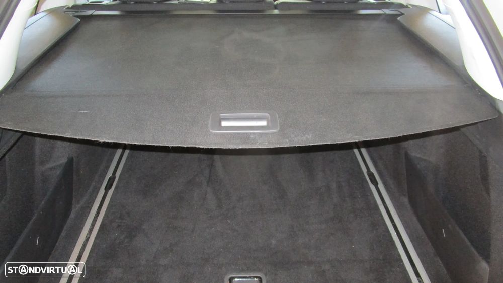 Peugeot 308 SW BlueHDi 120 Stop & Start Allure - 23