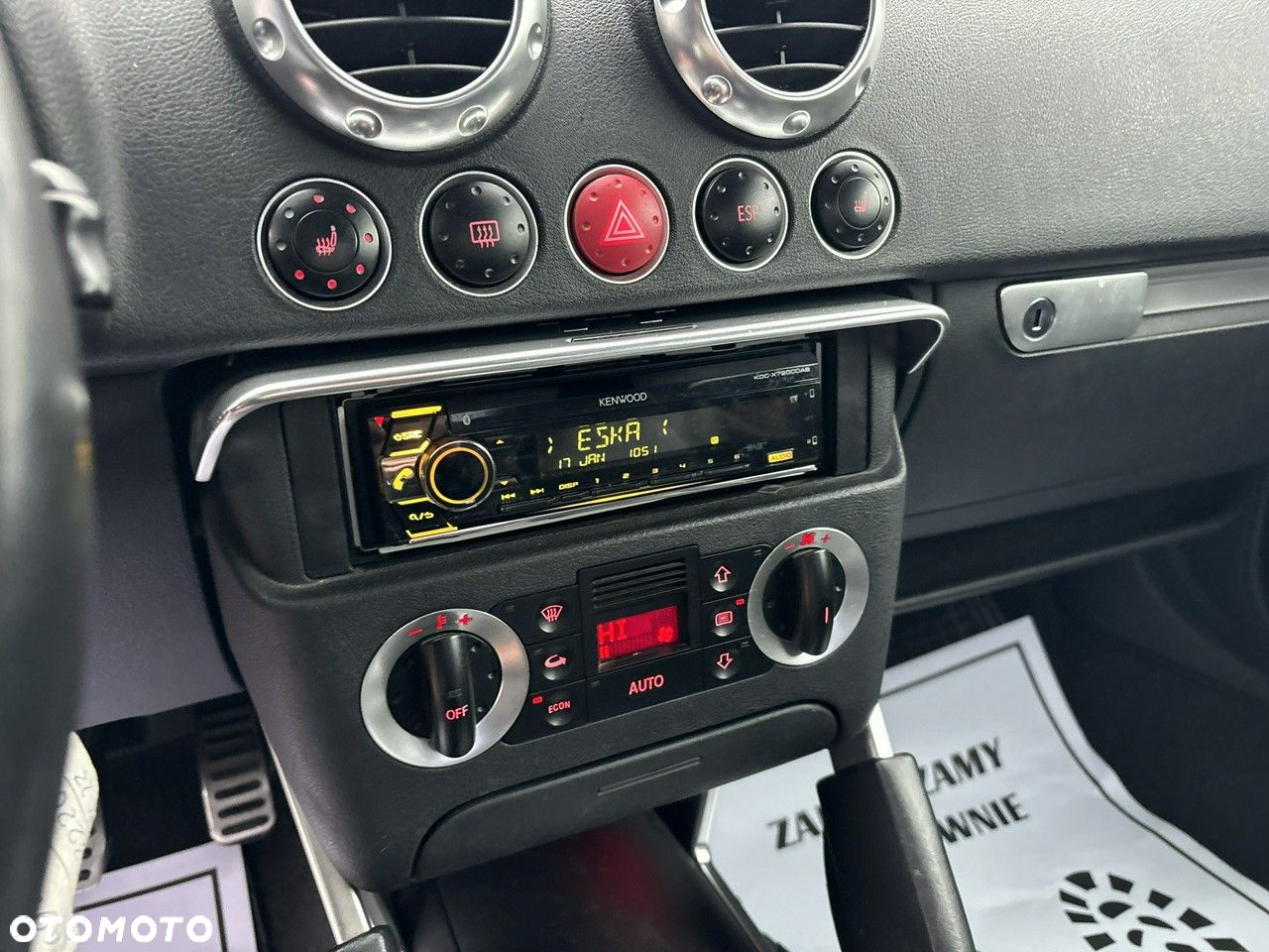 Audi TT Coupé - 12