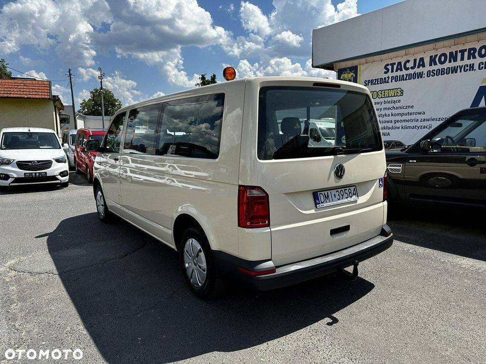 Volkswagen Caravelle - 2
