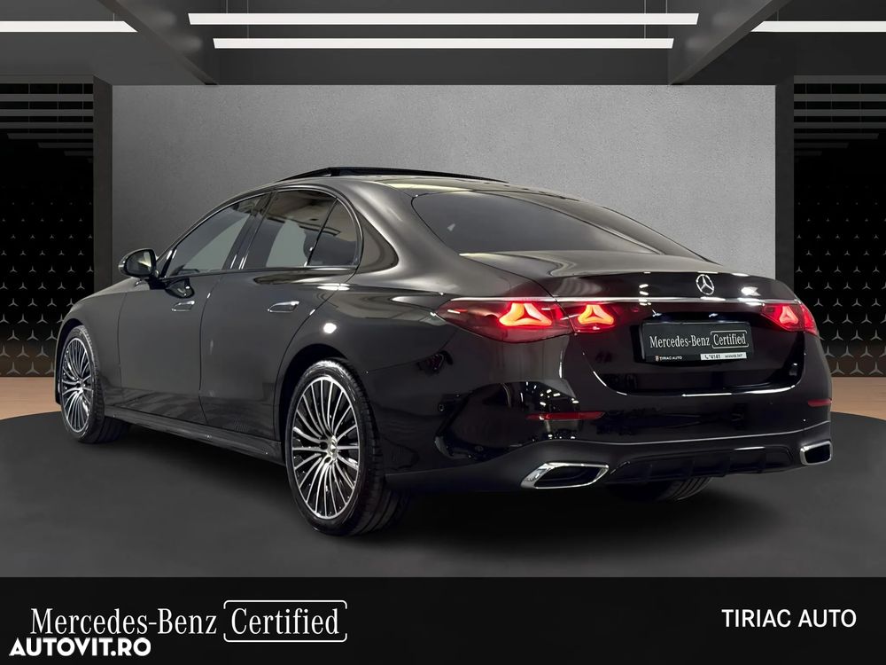 Mercedes-Benz E - 4