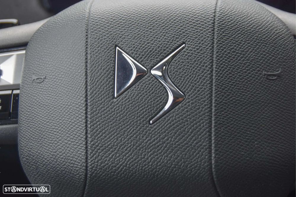 DS DS4 1.2 PureTech Performance Line EAT8 - 21