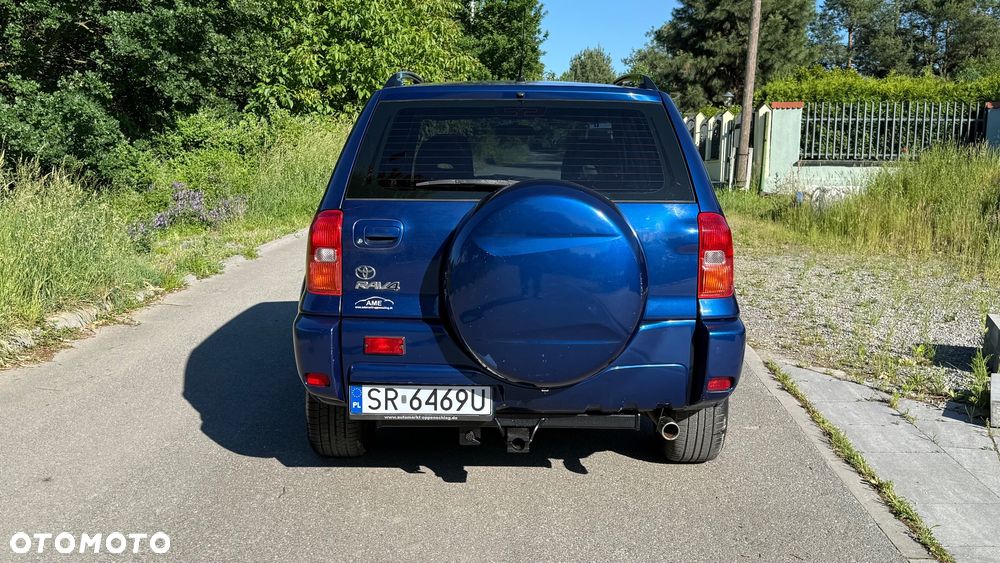 Toyota RAV4 2.0 VVT-i 4x4 - 31