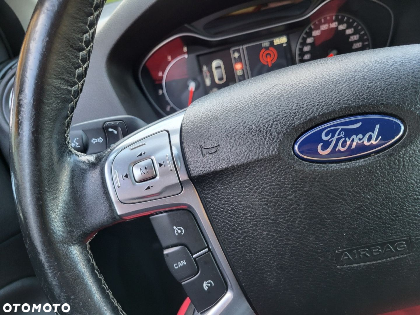 Ford Mondeo - 31