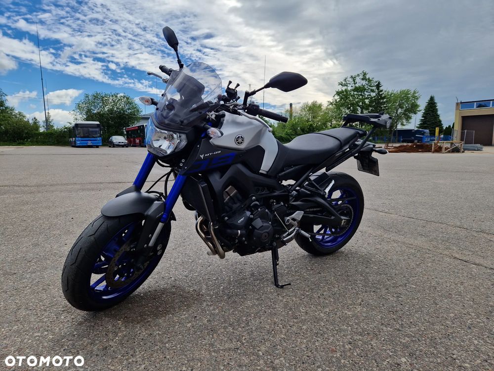 Yamaha MT - 7
