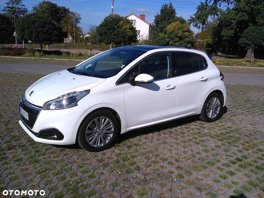 Peugeot 208 1.5 BlueHDi Signature S&S - 2