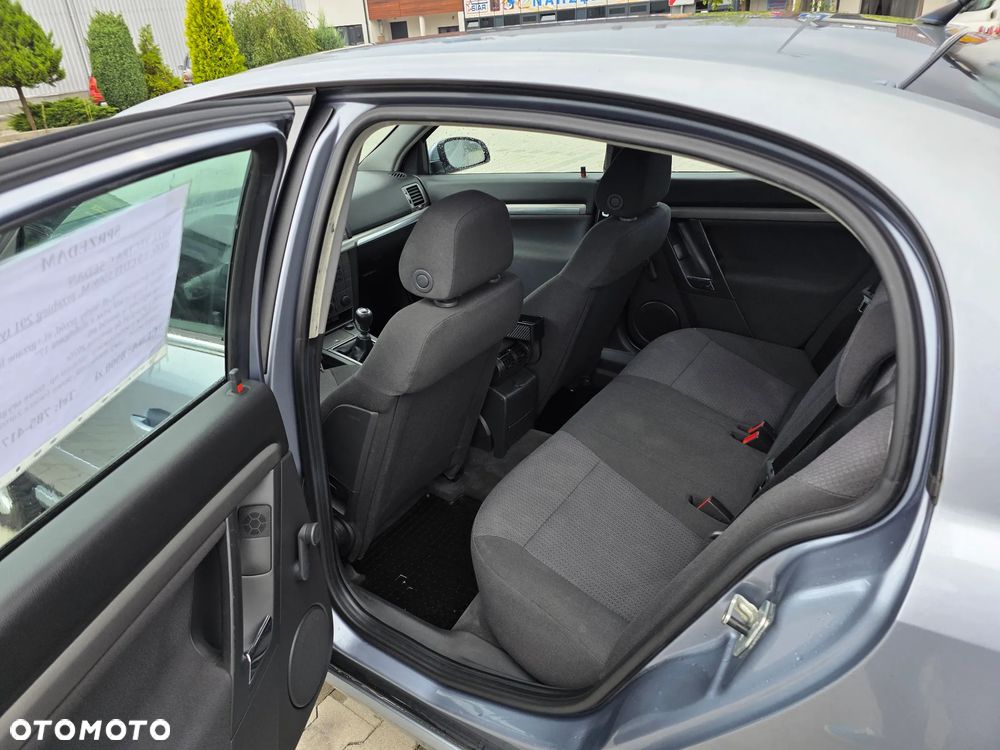 Opel Vectra 1.9 CDTI DPF - 13